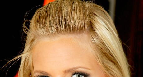 Delightful american bombshell Phoenix Marie suck and fuck big cock 